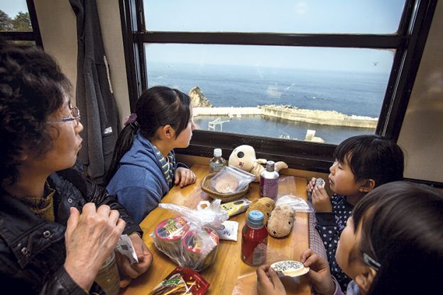 Tohoku vượt qua thiên tai Tohoku vượt qua thiên tai